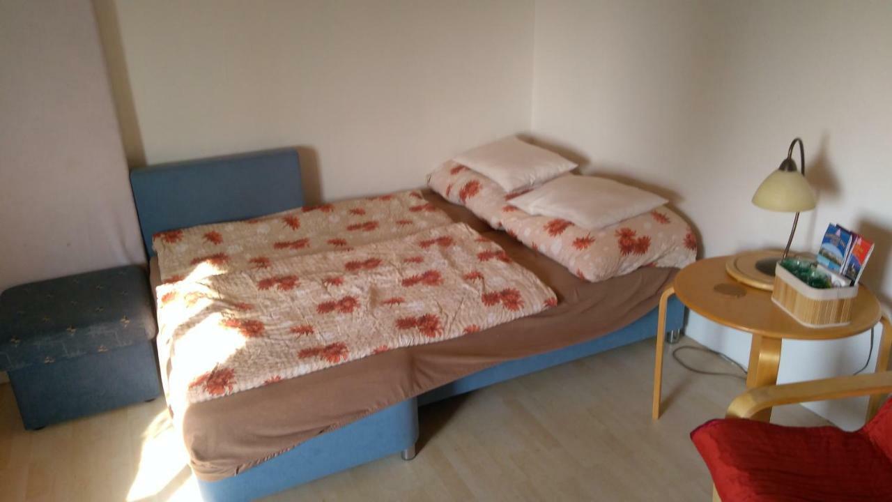 U Babicky A Jeji Psi Smecky Guest House Veselicko Ngoại thất bức ảnh